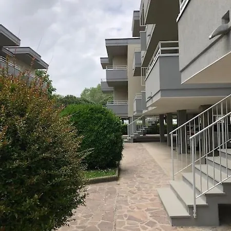 Gina Apartmán