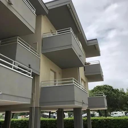 Gina Apartment