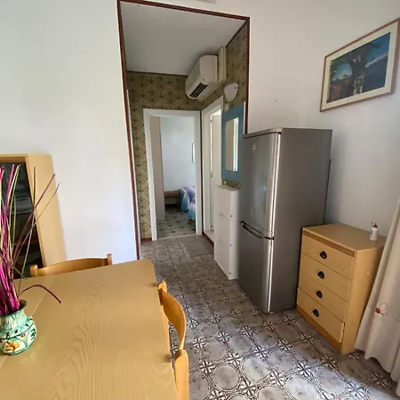 Gina Apartment *